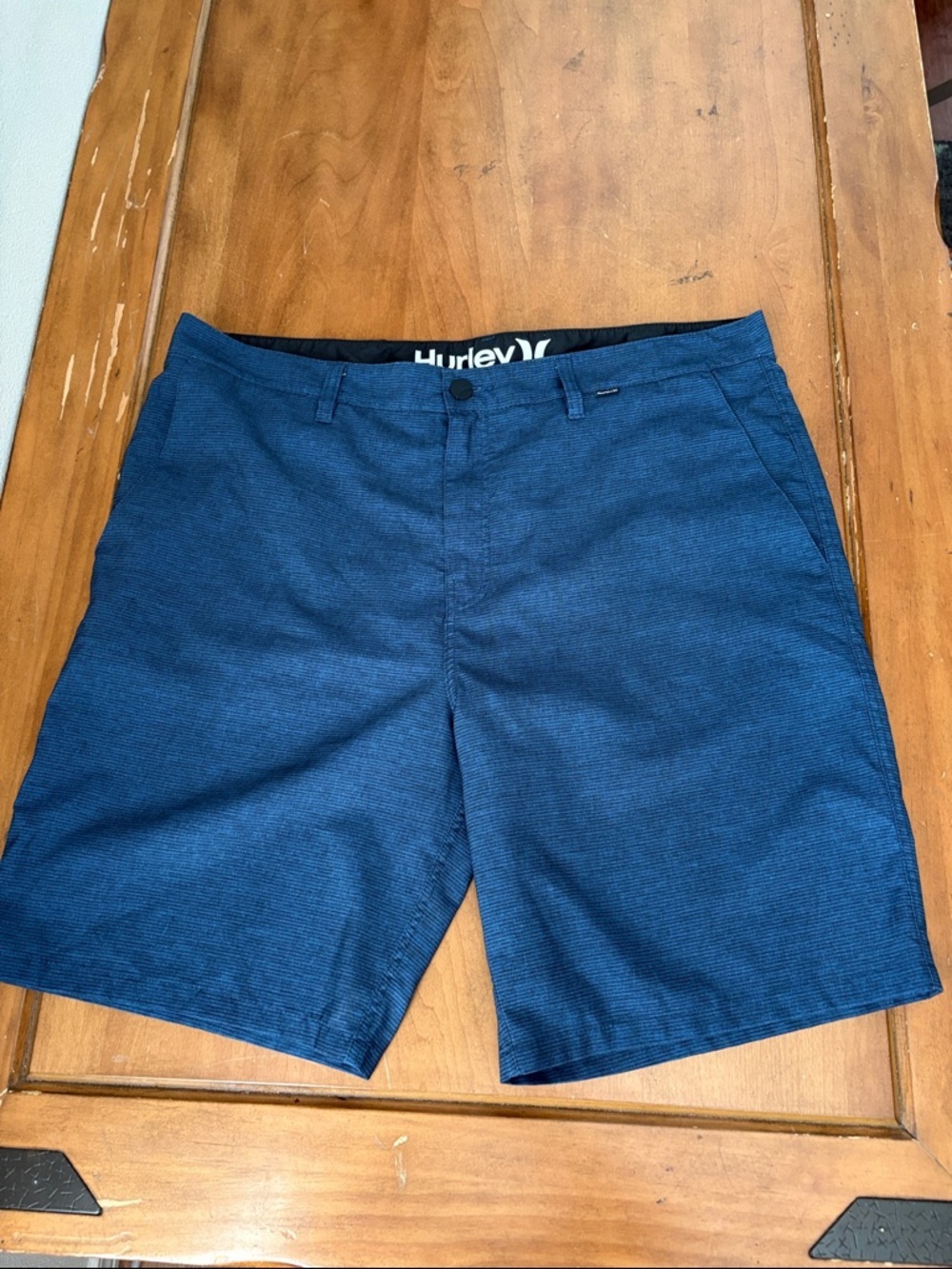 Hurley Men's Navy Textured Flat Front Shorts Size 38